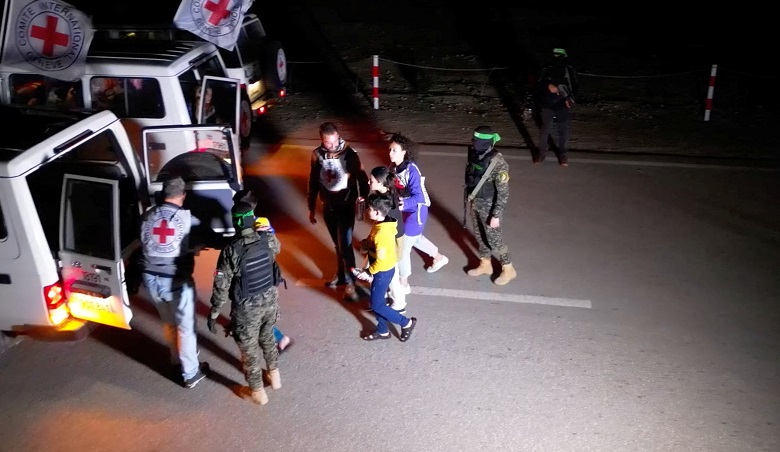 Xamaas oo sii deysay 11 la haysteyaal ah.jpg